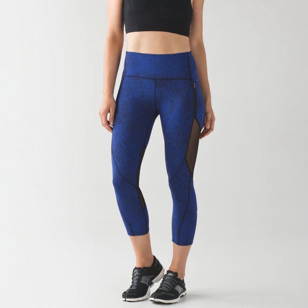 LULULEMON RUSH HOUR 21" CROP IN SAPPHIRE BLUE BLACK SIZE 6